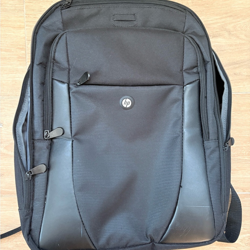 HP Classic Black Laptop Bag